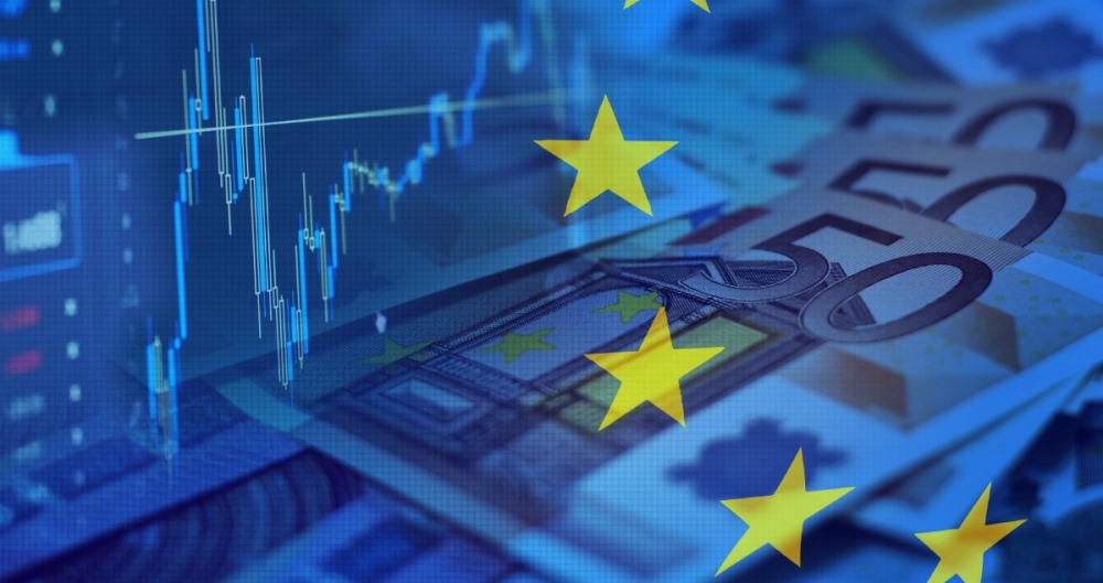 Aktiviteti i bizneseve ne Eurozone shenon renie per te pestin muaj